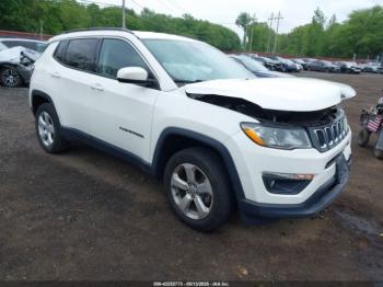  Salvage Jeep Compass