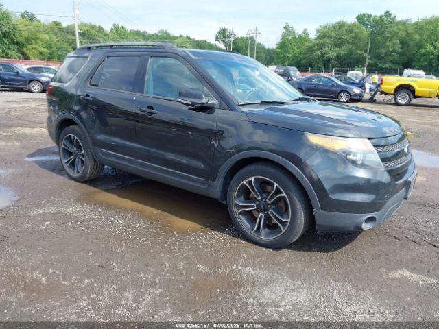  Salvage Ford Explorer