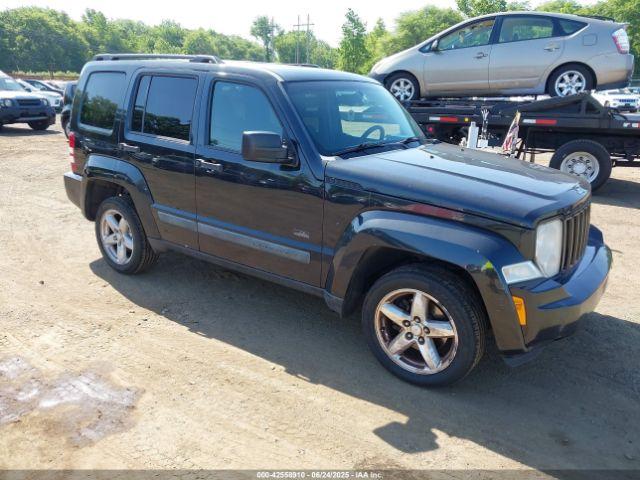  Salvage Jeep Liberty