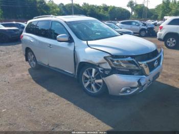  Salvage Nissan Pathfinder