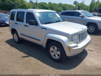  Salvage Jeep Liberty