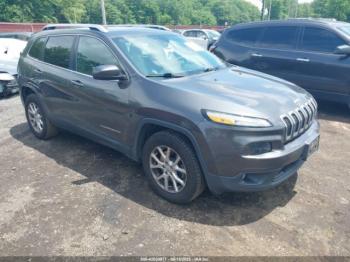  Salvage Jeep Cherokee