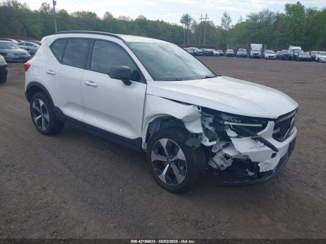  Salvage Volvo XC40