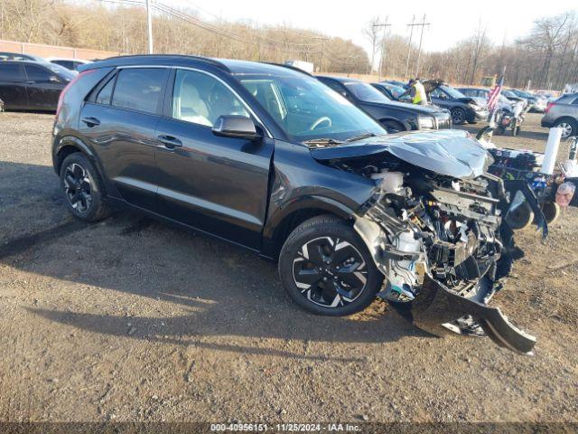  Salvage Kia Niro