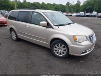  Salvage Chrysler Town & Country