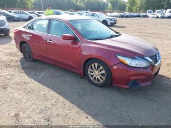  Salvage Nissan Altima