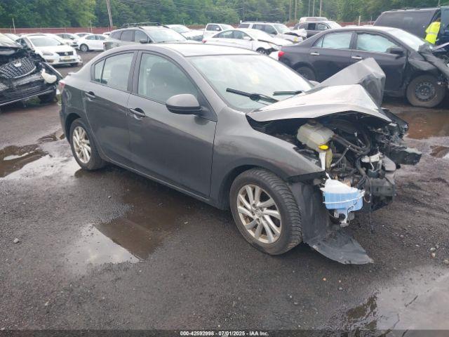  Salvage Mazda Mazda3