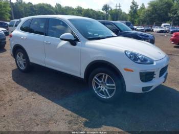  Salvage Porsche Cayenne