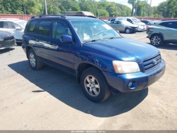  Salvage Toyota Highlander