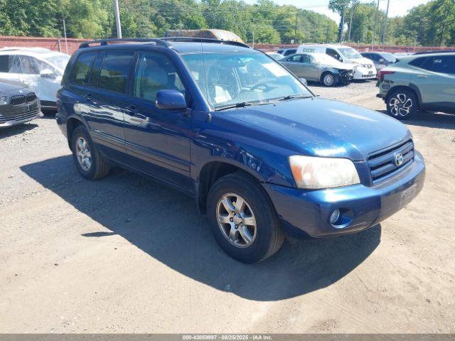  Salvage Toyota Highlander