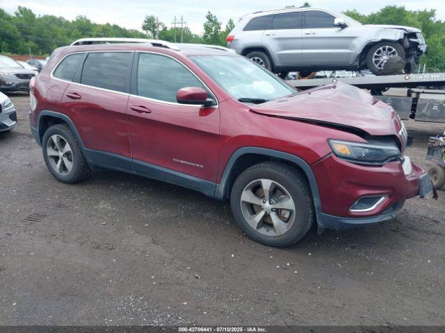  Salvage Jeep Cherokee
