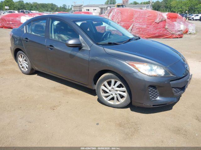  Salvage Mazda Mazda3