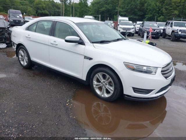  Salvage Ford Taurus