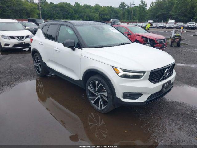  Salvage Volvo XC40