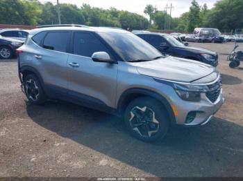  Salvage Kia Seltos