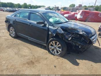  Salvage Ford Taurus