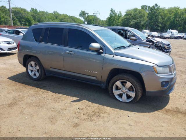  Salvage Jeep Compass