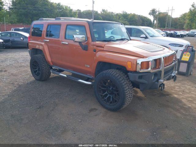  Salvage HUMMER H3 Suv