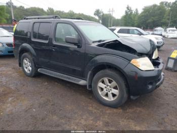  Salvage Nissan Pathfinder