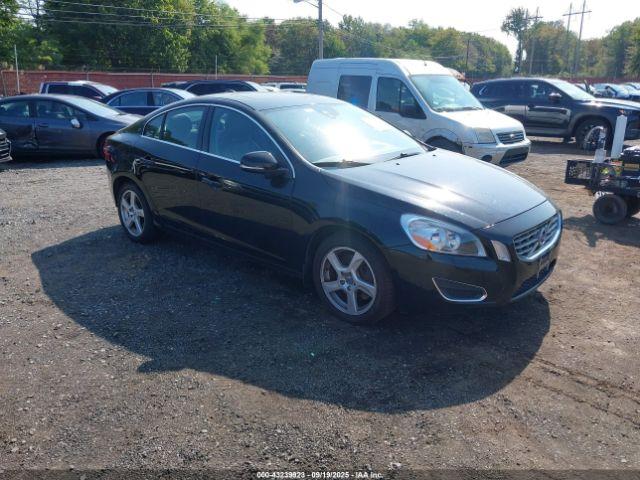  Salvage Volvo S60
