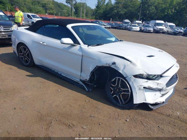  Salvage Ford Mustang