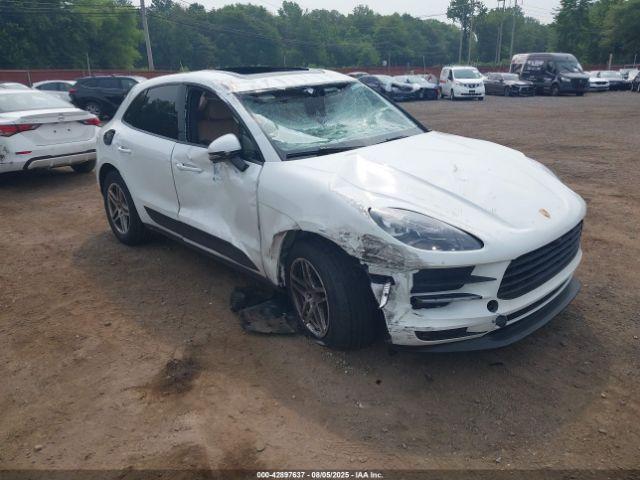  Salvage Porsche Macan