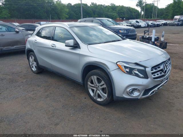  Salvage Mercedes-Benz GLA