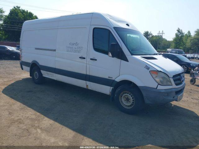  Salvage Mercedes-Benz Sprinter 2500
