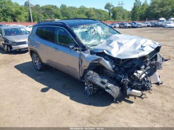  Salvage Jeep Compass