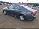 Toyota Camry Le Image 17