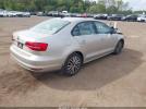 Volkswagen Jetta 1.8t Se Image 6