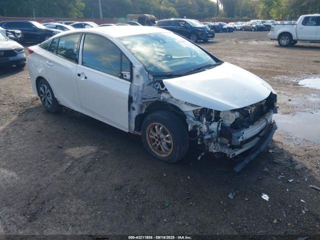  Salvage Toyota Prius Prime