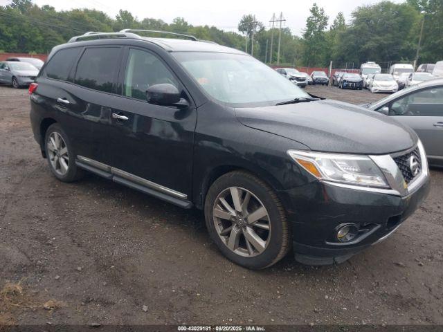  Salvage Nissan Pathfinder