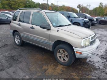  Salvage Chevrolet Tracker