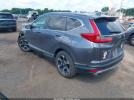 Honda CR-V Touring Image 2