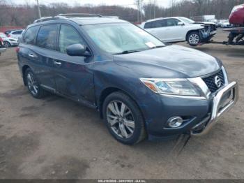  Salvage Nissan Pathfinder