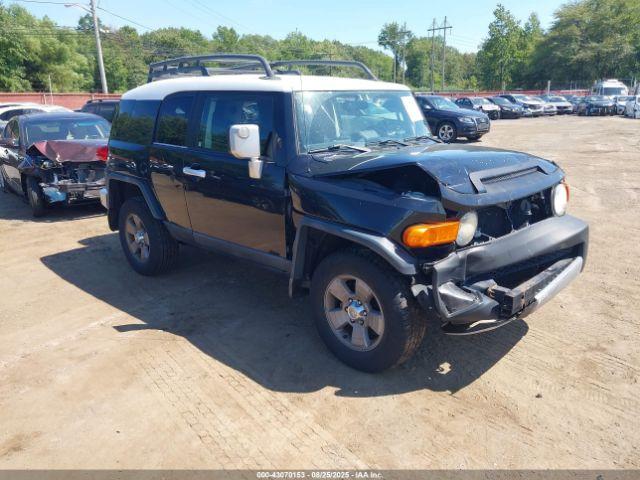  Salvage Toyota FJ Cruiser