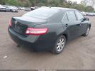 Toyota Camry Le Image 4
