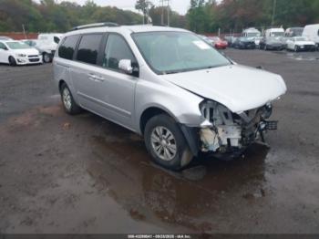  Salvage Kia Sedona