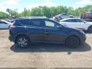 Toyota RAV4 Le Image 13