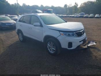  Salvage Kia Sorento