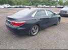 Toyota Camry Le Image 9