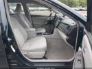 Toyota Camry Le Image 14