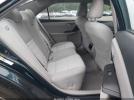 Toyota Camry Le Image 5