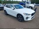 Volvo XC60 B5 Momentum Image 1