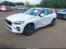 Volvo XC60 B5 Momentum Image 16
