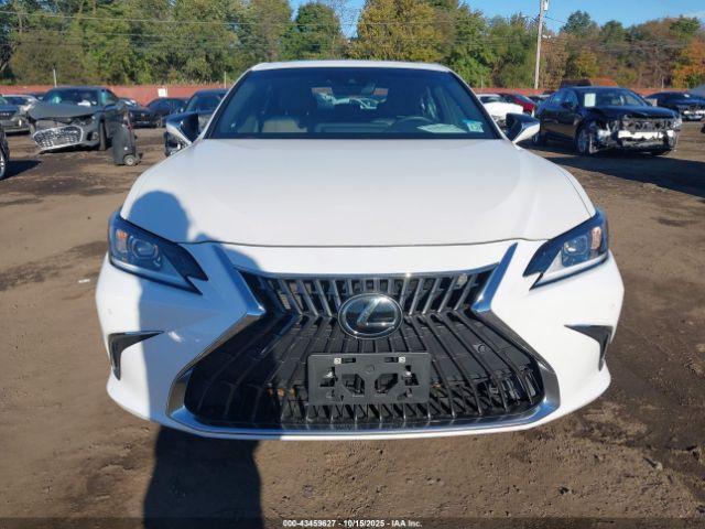 Lexus Es Image 13