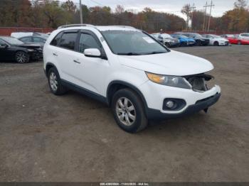  Salvage Kia Sorento