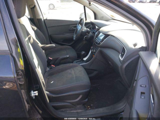 Chevrolet Trax Ls Image 7