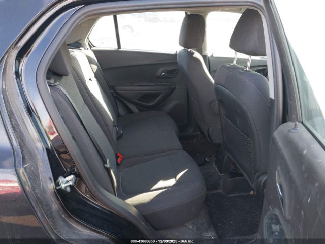 Chevrolet Trax Ls Image 6